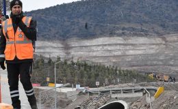 Maden ocağındaki kurtarma çalışmalarında 6’ncı gün! Yeni toprak kaymaları yaşanıyor