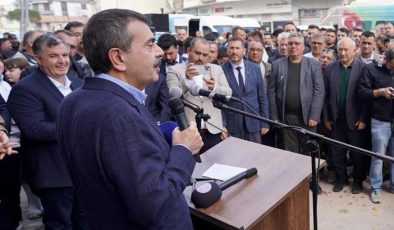 Bakan Tekin: İzmir’de eğitim öğretimin altyapısını tepeden tırnağa masaya yatırdık