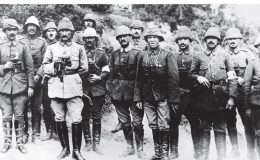 25 Nisan’ı anmak tarihsel hata
