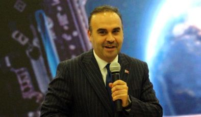 Bakan Kacır TÜRKSAT 6A için tarih verdi! ’11 ülkeden biri olacağız’
