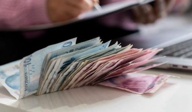 Mevduat faizlerinde yükseliş hız kesmiyor! Önemli bir eşik daha aşıldı: Aylık getiri 45 bin TL oldu
