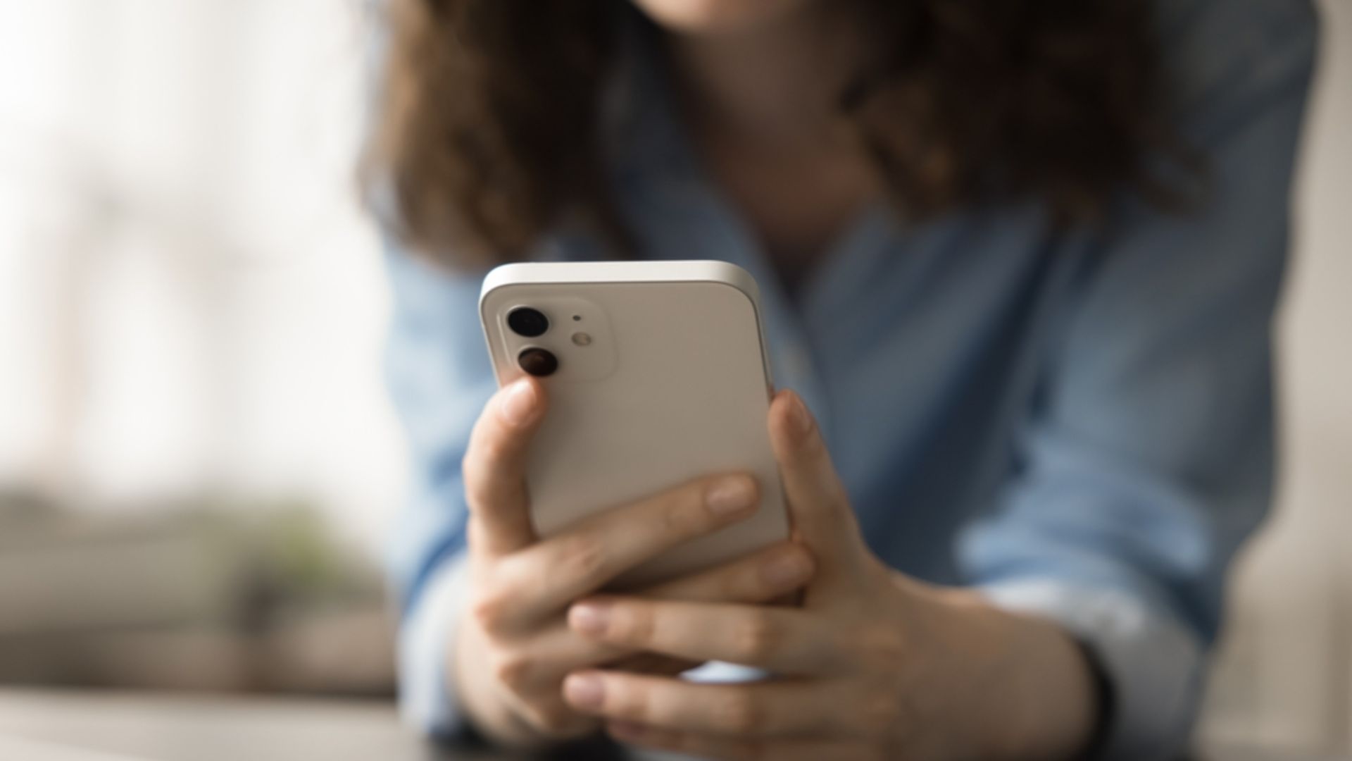 Avustralya’da 16 yaş altına sosyal medya yasağı