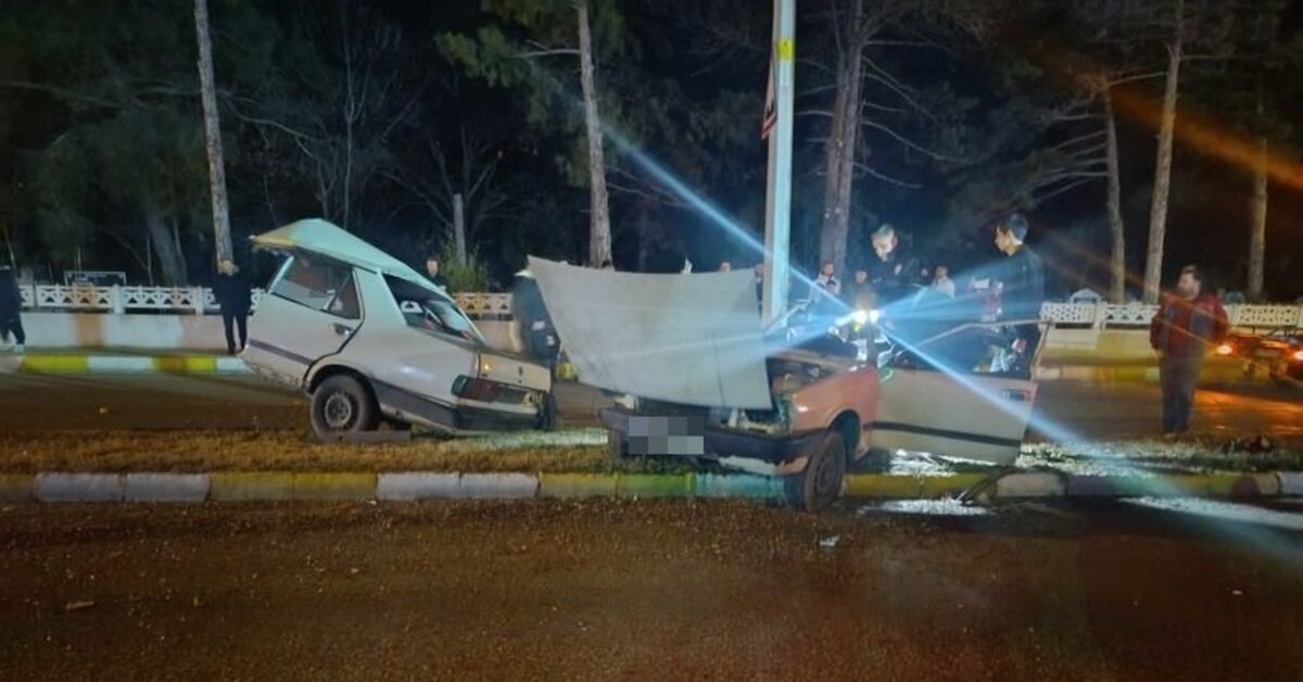 Direğe çarptı, ikiye bölündü!