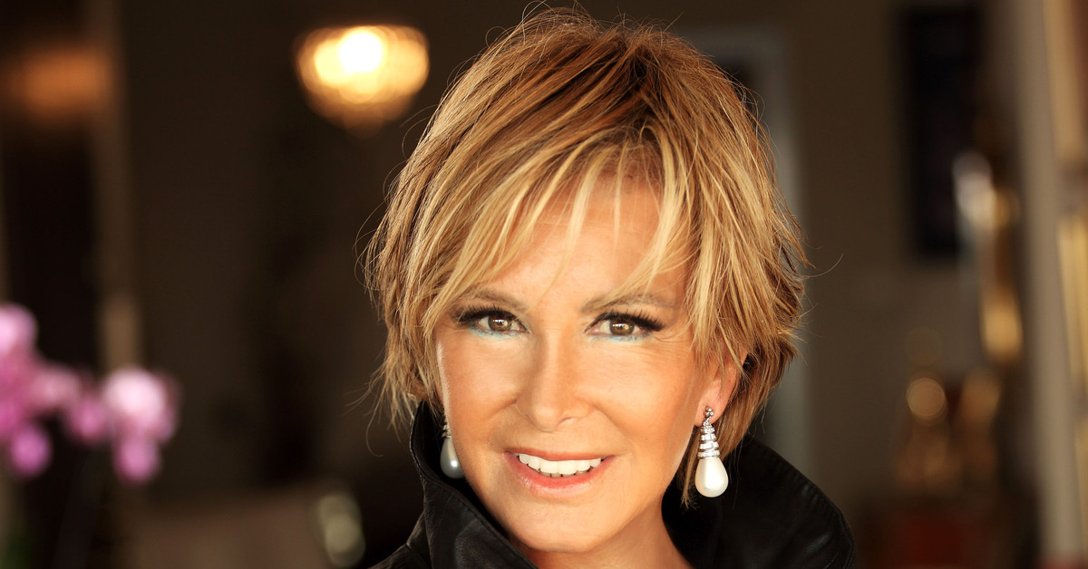 Filiz Akın, ambulans uçakla İstanbul’a sevk edildi