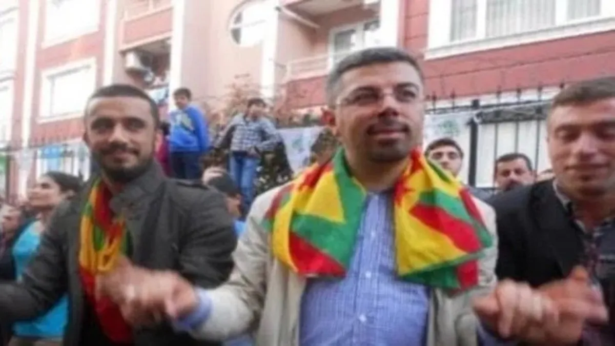 Terörle bağlantılı Avukat Fırat Epözdemir tutuklama talebiyle hakimliğe sevk edildi