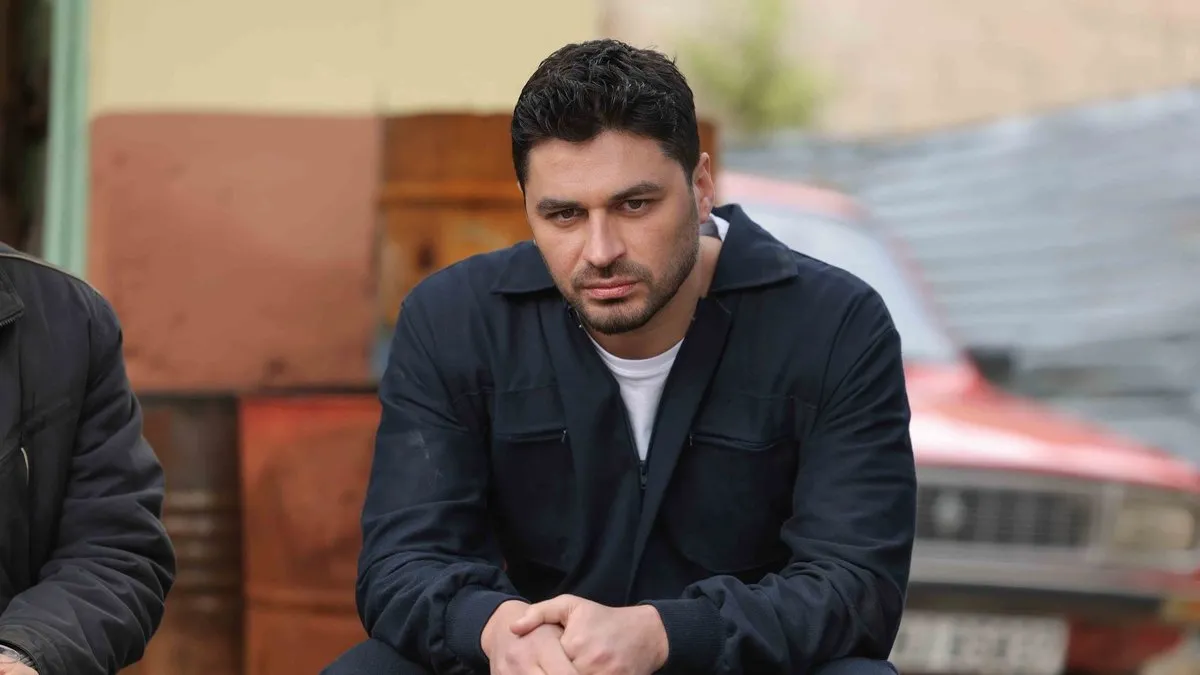 Zembilli’de Adem’in omuzlarına ağır bir yük biniyor