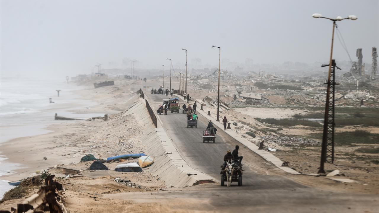 İsrail’in Refah’ta kuşattığı ekiplerden 6 gündür haber alınamıyor