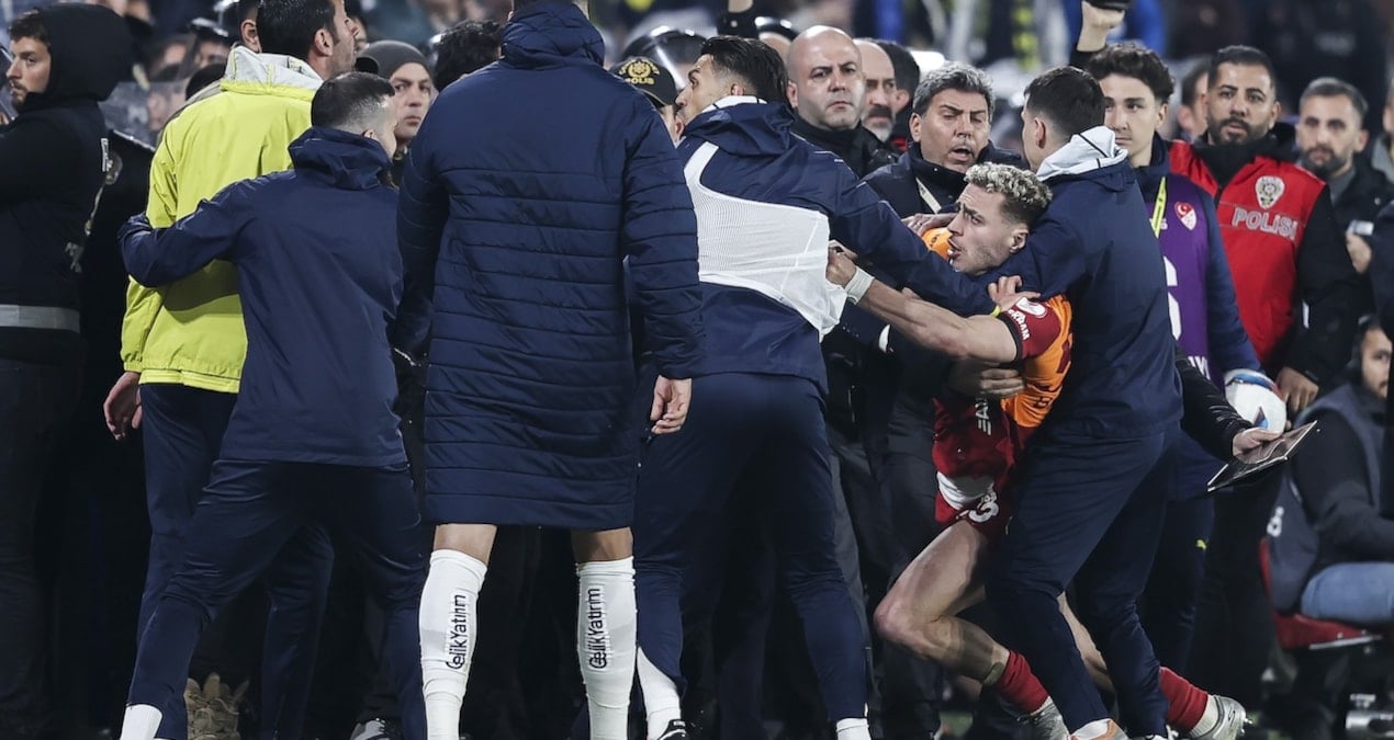 Olaylı derbinin disiplin sevkleri açıklandı